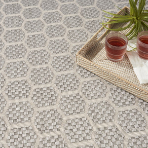 HomeRoots 9' X 12' Gray and Ivory Geometric Area Rug - Stylish Indoor/Outdoor Design for Easy Maintenance & Durability 556326