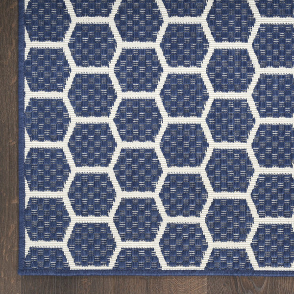 HomeRoots 9' Geometric Navy Blue and Ivory Area Rug - Stylish, Reversible Indoor/Outdoor Design for Modern Spaces 556336