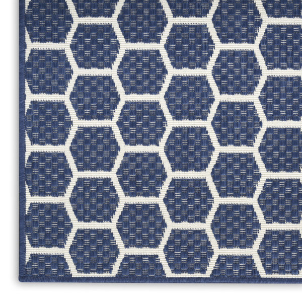 HomeRoots 9' Geometric Navy Blue and Ivory Area Rug - Stylish, Reversible Indoor/Outdoor Design for Modern Spaces 556336