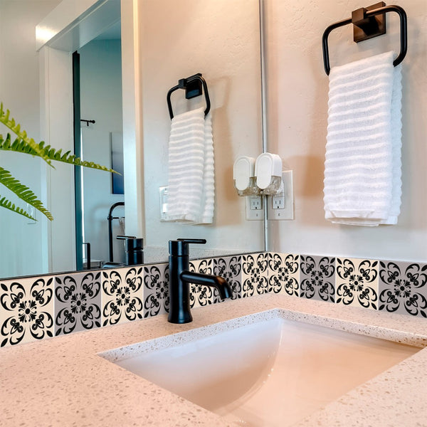 Homeroots 12" X 12" Light Grey And Cream Orchid Peel & Stick Tiles - Stylish, Removable Décor For Any Space! 12" X 12" Vinyl 556440