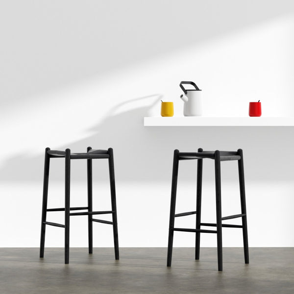 HomeRoots 31" Black Rush Backless Bar Stool - Solid Wood, Modern Design for Kitchen & Home Bar Comfort 556568
