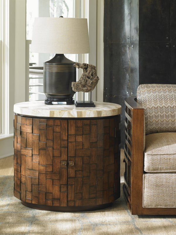 Lexington Tommy Bahama Home Banyan Oval Accent Table - Elegant Pan-asian Design With Gmelina Blocks And Stone Veneer Top For Modern Homes Sebana  556-950