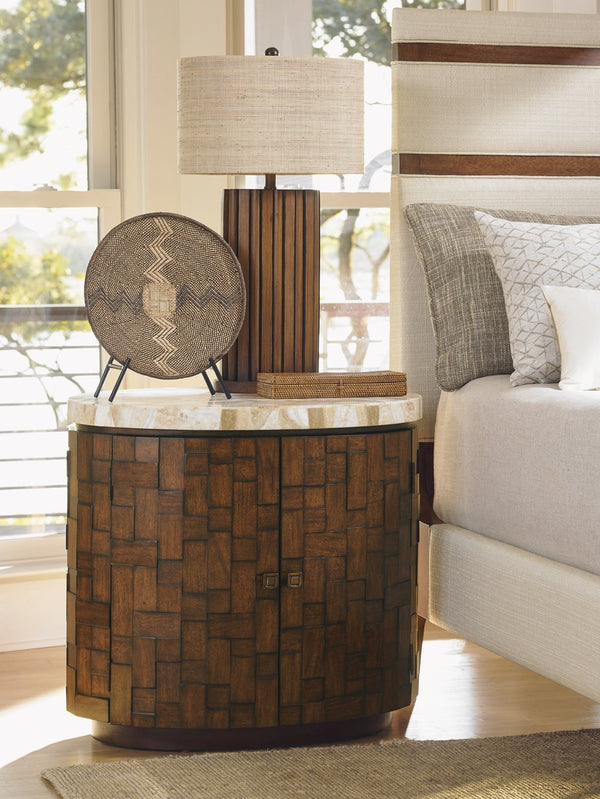 Lexington Tommy Bahama Home Banyan Oval Accent Table - Elegant Pan-asian Design With Gmelina Blocks And Stone Veneer Top For Modern Homes Sebana  556-950