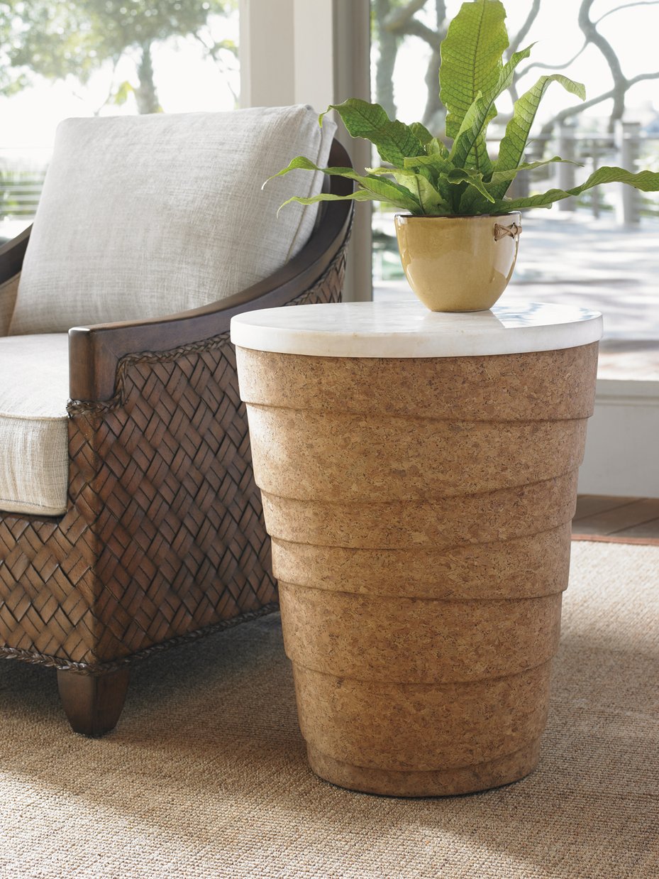 Lexington Tommy Bahama Home Kendari Round Accent Table - Stunning Cork-wrapped Base With Elegant Crystal Stone Top For Modern Living Sebana  556-951