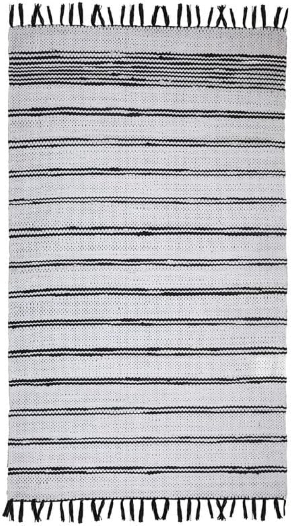 HomeRoots 4' X 6' Hand-Woven Black and White Striped Area Rug with Fringed Tassels for Timeless Elegance 557102