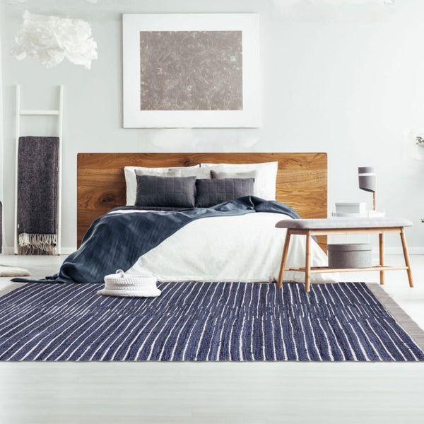 Homeroots 8' X 10' Hand Woven Navy And White Striped Area Rug With Fringe – Unique Artisan Craftsmanship!  Cotton Blend 557114