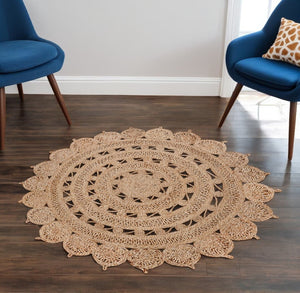 Homeroots 6' Natural Jute Floral Medallion Hand Braided Round Rug - Stylish, Durable, And Perfect For Any Room  Jute 557132
