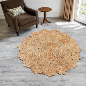 Homeroots 6' Natural Jute Geometric Hand Braided Round Rug - Stylish Home Accent For Warmth And Visual Appeal  Jute 557133