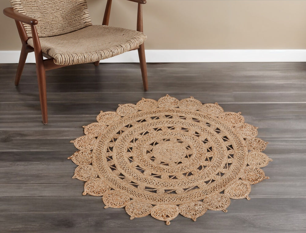 Homeroots 4' Natural Jute Floral Medallion Hand-braided Round Rug - Stylish, Cozy, And Perfect For Any Space!  Jute 557139