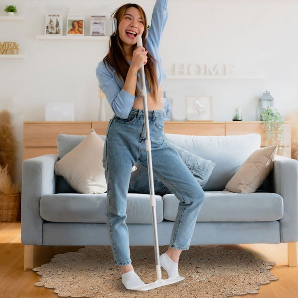 Homeroots 4' Natural Jute Geometric Hand Braided Round Rug - Elegant Design For Home Décor & Style Enhancement  Jute 557140