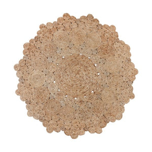 Homeroots 4' Natural Jute Geometric Hand Braided Round Rug - Elegant Design For Home Décor & Style Enhancement  Jute 557140