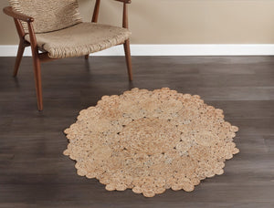 Homeroots 4' Natural Jute Geometric Hand Braided Round Rug - Elegant Design For Home Décor & Style Enhancement  Jute 557140