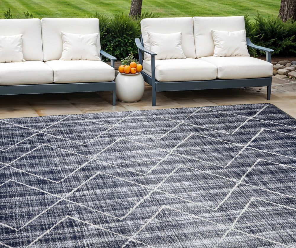 Homeroots 8' X 10' Navy Blue Geometric Hand Woven Area Rug - Unique Artistry For Cozy Spaces, Stain Resistant Design  Polyester 557177