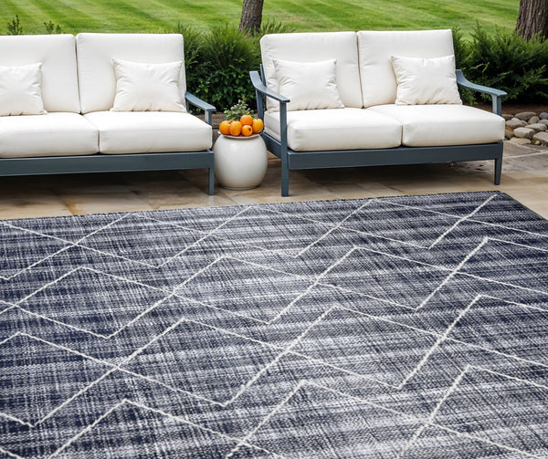 Homeroots 8' X 10' Navy Blue Geometric Hand Woven Area Rug - Unique Artistry For Cozy Spaces, Stain Resistant Design  Polyester 557177