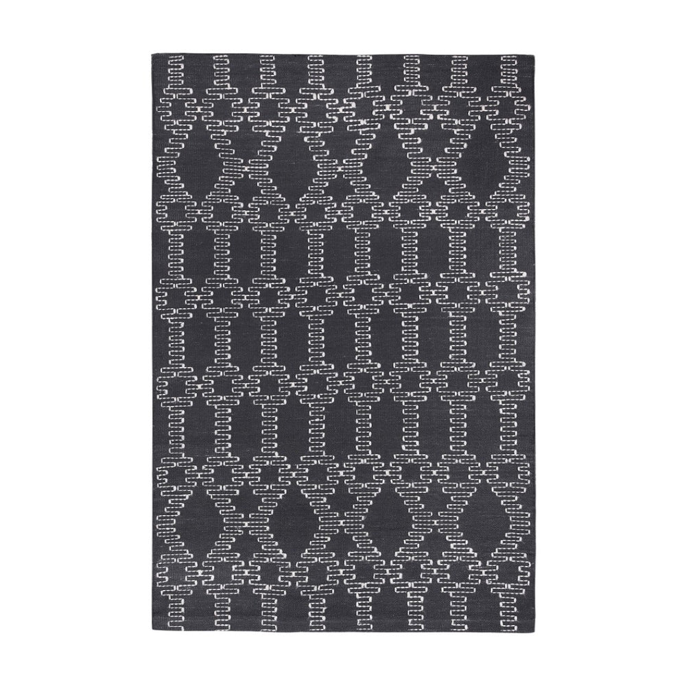 HomeRoots 4' Gray Geometric Handmade Area Rug - Durable, Stain-Resistant Design Perfect for Home & Outdoor Spaces 557183