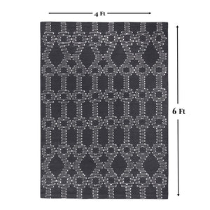 Homeroots 4' X 6' Gray Geometric Handmade Area Rug – Stylish, Stain-resistant Design For Indoor & Outdoor Spaces  Polyester 557183