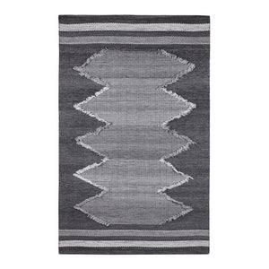 Homeroots 5' Stylish Gray Geometric Handmade Area Rug For Indoor & Outdoor Spaces - Stain Resistant & Unique  Polyester 557188