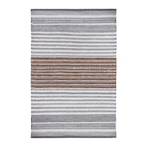 Homeroots 5' Geometric Handmade Area Rug - Indoor/Outdoor, Stain Resistant, Unique Artisan Craftsmanship, 5' X 8'  Polyester 557192