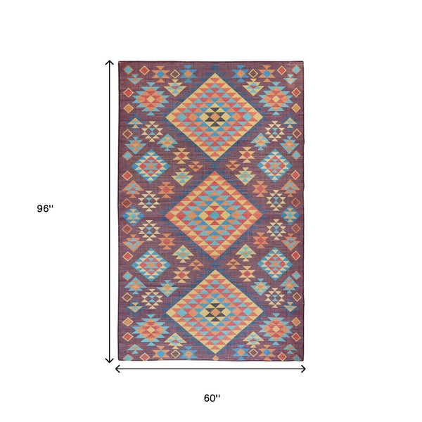 Homeroots 5' Black And Red Geometric Hand Woven Area Rug - Stylish, Stain Resistant Design For Indoor & Outdoor Use  Polyester 557200