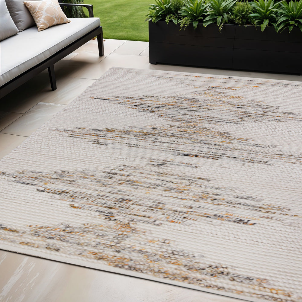 Homeroots 5' Beige Geometric Handmade Area Rug - 5x8 Durable, Stain-resistant Design For Indoor & Outdoor Use  Polyester 557208