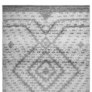 Homeroots 8' Gray Geometric Hand Woven Area Rug – Stylish, Stain Resistant, Artisanal Design For Any Space  Polyester 557213