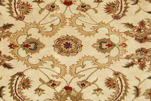 Homeroots 5' X 8' Ivory And Black Oriental Hand Tufted Non Skid Area Rug  Wool 558173