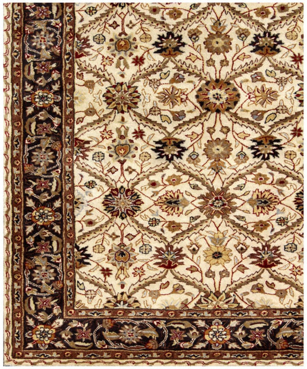 Homeroots 5' X 8' Ivory And Black Oriental Hand Tufted Non Skid Area Rug  Wool Blend 558175