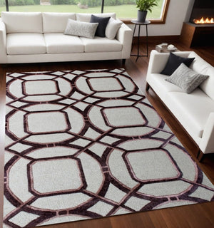 HomeRoots 5' X 8' Contemporary Abstract Geometric Hand-Tufted Area Rug for Stylish Family Spaces & Durability Silver 558177