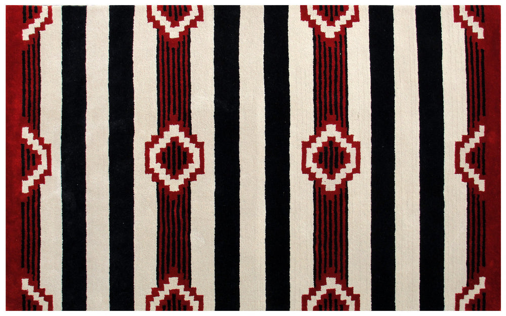 Homeroots 8' X 11' Ivory And Black Southwestern Hand Tufted Non Skid Area Rug  Wool 558181