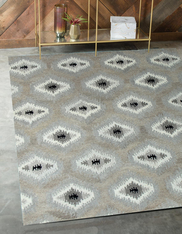 Homeroots 5' X 8' Natural Wool Southwestern Hand Tufted Non Skid Area Rug  Wool 558184