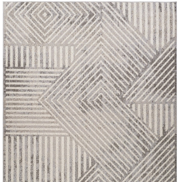 Homeroots 7' X 10' Gray And Beige Abstract Distressed Area Rug  Polypropylene 558376