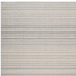 Homeroots 7' X 10' Gray And Ivory Abstract Area Rug  Polypropylene 558381