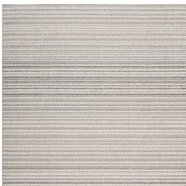 Homeroots 7' X 10' Gray And Ivory Abstract Area Rug  Polypropylene 558381