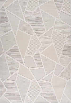 Homeroots 4' X 6' Cream And Beige Geometric Distressed Area Rug  Polyester 558407