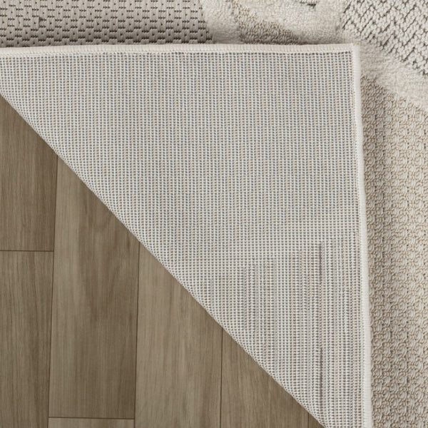 HomeRoots 5' Cream and Beige Geometric Distressed Area Rug – Timeless Style for Any Room with Easy Maintenance 7' X 10' 558409
