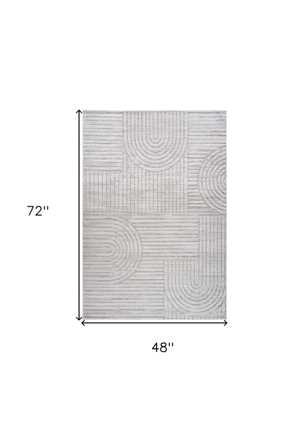 Homeroots 4' X 6' Light Gray And Ivory Abstract Distressed Area Rug  Polyester 558435