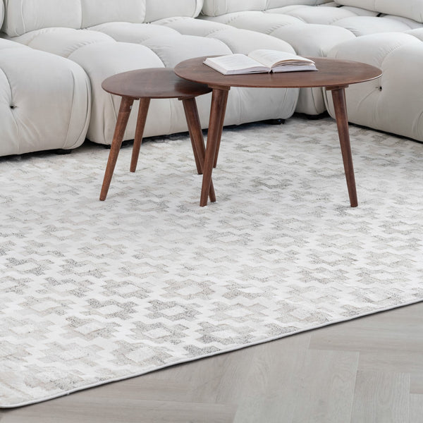 Homeroots 8' X 11' Cream And Beige Moroccan Area Rug  Polyester 558444