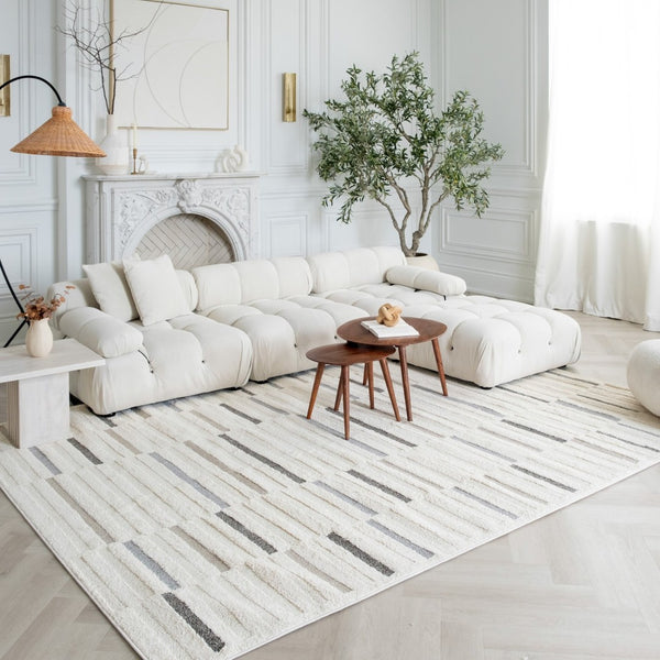 HomeRoots 5' Gray and Cream Abstract Distressed Area Rug - Modern Elegance for High-Traffic Spaces and Homes 8' X 11' 558467