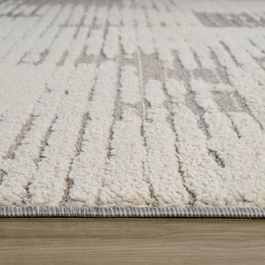 Homeroots 4' X 6' Gray And Cream Abstract Distressed Area Rug  Polypropylene 558469