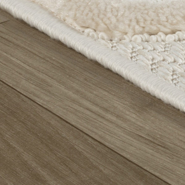 Homeroots 5' X 8' Cream And Beige Geometric Distressed Area Rug  Polyester 558485