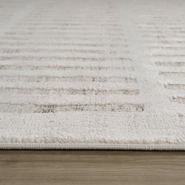 Homeroots 8' X 11' Gray And Beige Geometric Distressed Area Rug  Polyester 558517