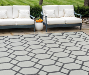 Homeroots 8' X 10' Beige And Gray Geometric Distressed Indoor Outdoor Area Rug  Polypropylene 558725
