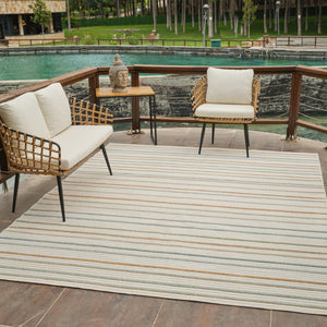 HomeRoots 5' Cream and Beige Striped Distressed Rug – Versatile Indoor/Outdoor Style for Any Space 5' X 7' 558726