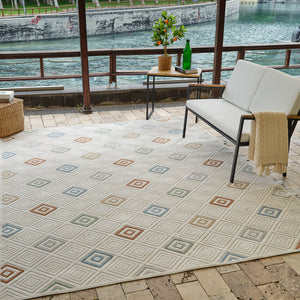 Homeroots 8' X 10' Cream And Beige Geometric Distressed Indoor Outdoor Area Rug  Polypropylene 558731