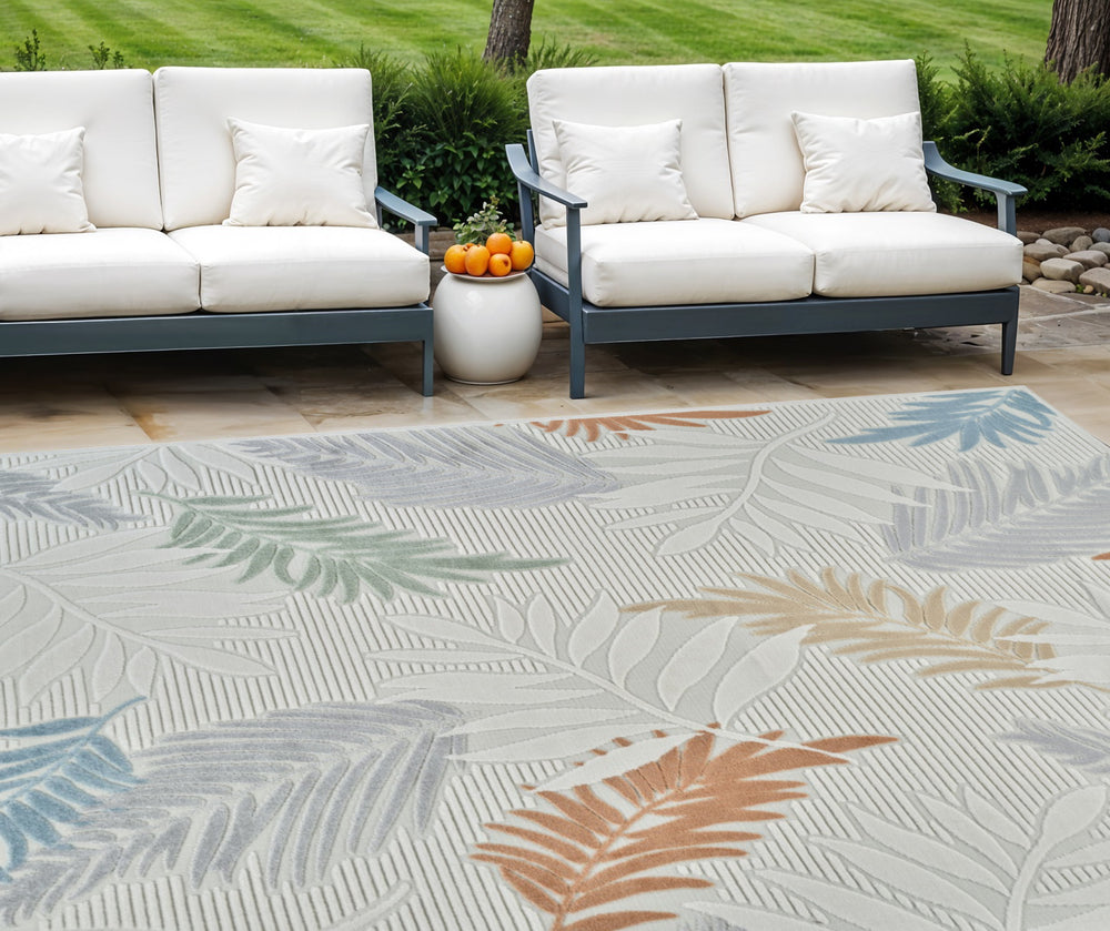 Homeroots 8' X 10' Cream And Beige Botanical Leaves Distressed Indoor Outdoor Area Rug  Polypropylene 558733