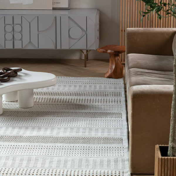 HomeRoots 4' Durable Beige and Brown Geometric Distressed Area Rug for Indoor and Outdoor Spaces, Easy Care 4' X 6' 558746