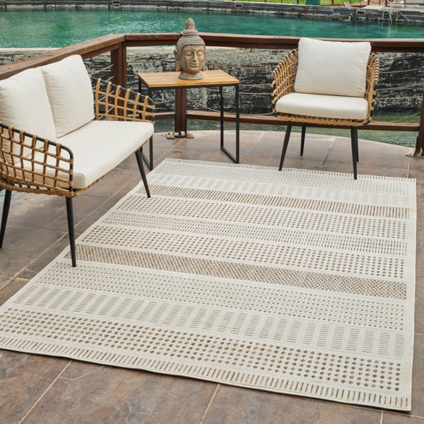 HomeRoots 4' Durable Beige and Brown Geometric Distressed Area Rug for Indoor and Outdoor Spaces, Easy Care 4' X 6' 558746