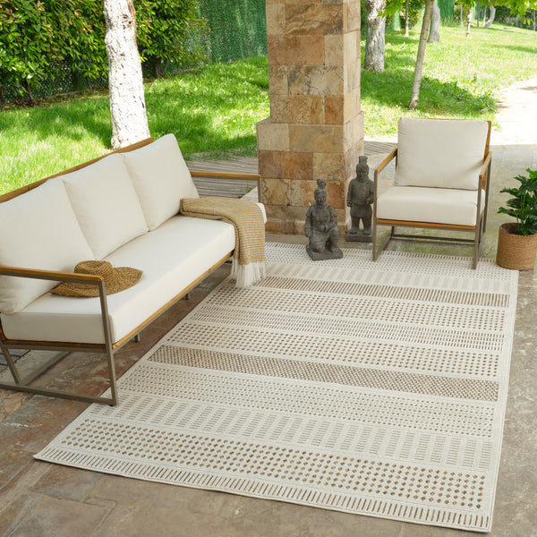 Homeroots 8' X 10' Beige And Brown Geometric Distressed Indoor Outdoor Area Rug  Polypropylene 558749