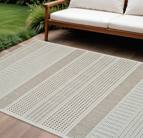 HomeRoots 4' Durable Beige and Brown Geometric Distressed Area Rug for Indoor and Outdoor Spaces, Easy Care 8' X 10' 558749