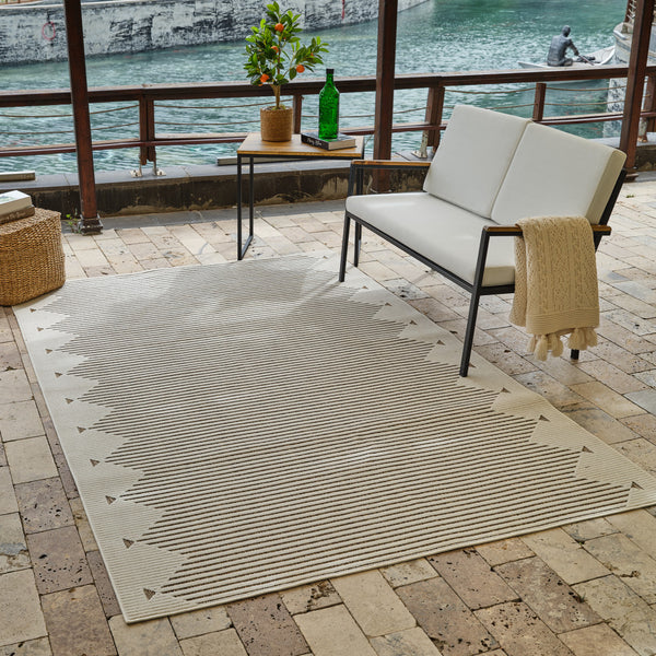 Homeroots 5' X 7' Beige And Brown Geometric Distressed Indoor Outdoor Area Rug  Polypropylene 558754
